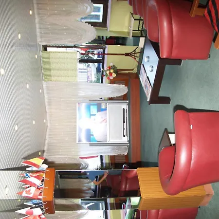 Cesme Hotel *